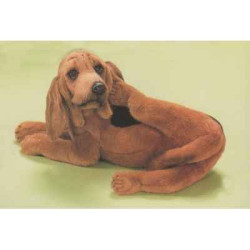 Animaux-Bois-Animaux-Bronzes propose Chien de Saint Hubert 50 cm peluche animaux allongés réaliste Piutre 2268