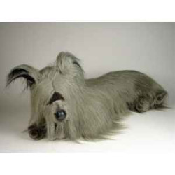 Animaux-Bois-Animaux-Bronzes propose Chien Skye-terrier 80 cm peluche animaux allongés réaliste Piutre 1267