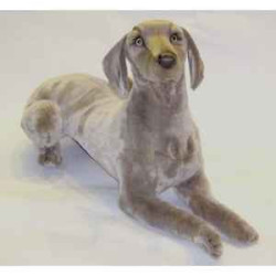 Animaux-Bois-Animaux-Bronzes propose Chien Braque de Weimar 90 cm peluche animaux allongés réaliste Piutre 3352