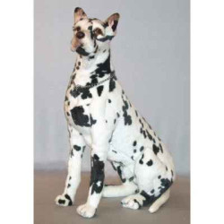 Animaux-Bois-Animaux-Bronzes propose Chien Grand Danois Harlequin 70 cm assis peluche réaliste Piutre 3267