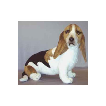 Animaux-Bois-Animaux-Bronzes propose Chien Basset-hound 80 cm assis peluche réaliste Piutre 3283