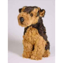 Animaux-Bois-Animaux-Bronzes propose Chien Airedale terrier 40 cm assis peluche réaliste Piutre 2219