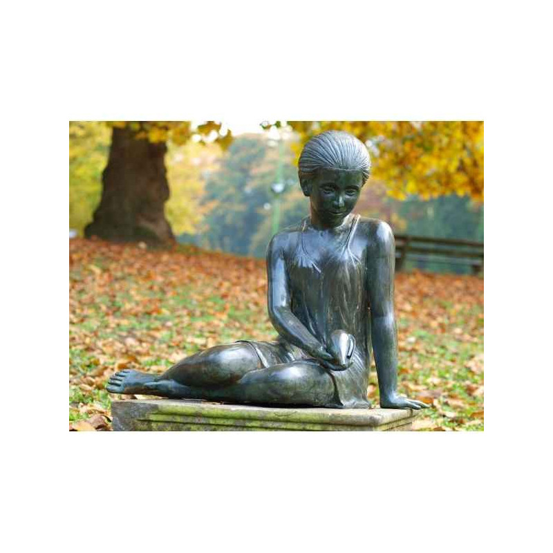Décoration Statuette bronze personnage Femme avec coquille fontaine -B725
