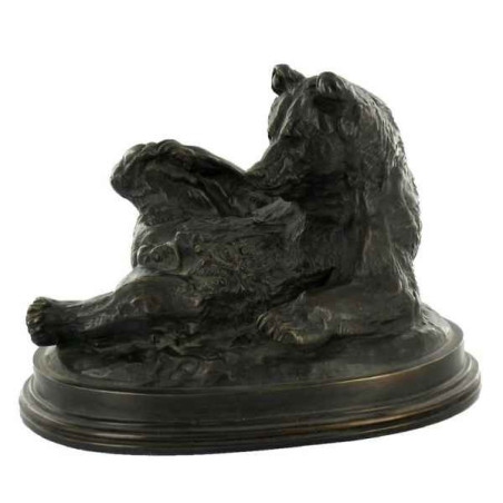 Animaux-Bois-Animaux-Bronzes propose Ours couché sur le dos statuette musée RMNGP -ZF005951