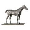 Cheval à l'arrêt Rmngp -ZF005741