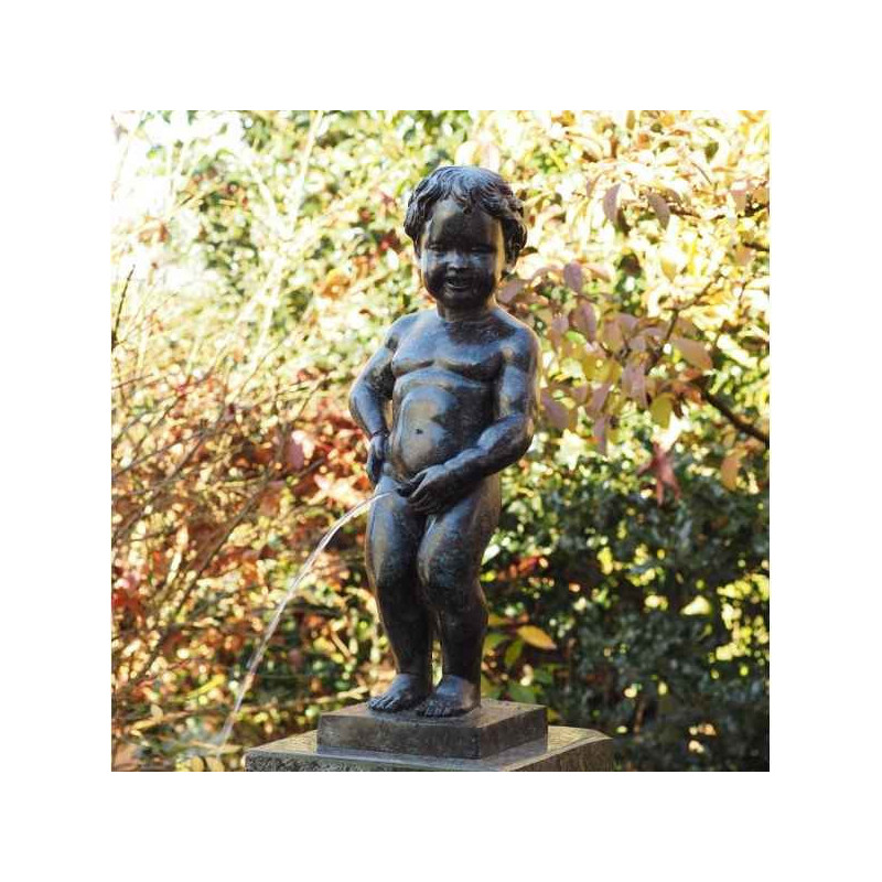Décoration Statuette bronze personnage Manneken pis petit julien bronze -B91021