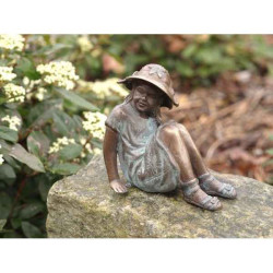 Décoration Statuette bronze personnage Petite fille assise avec chapeau bronze -AN1970BRW-V-S
