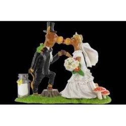 Vache figurine just married art in the city -84146
