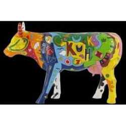 Vache rouge & noir art in the city -80838