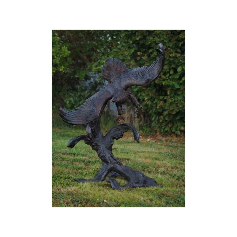 Sculpture aigle sur branche en bronze thermobrass -b81066