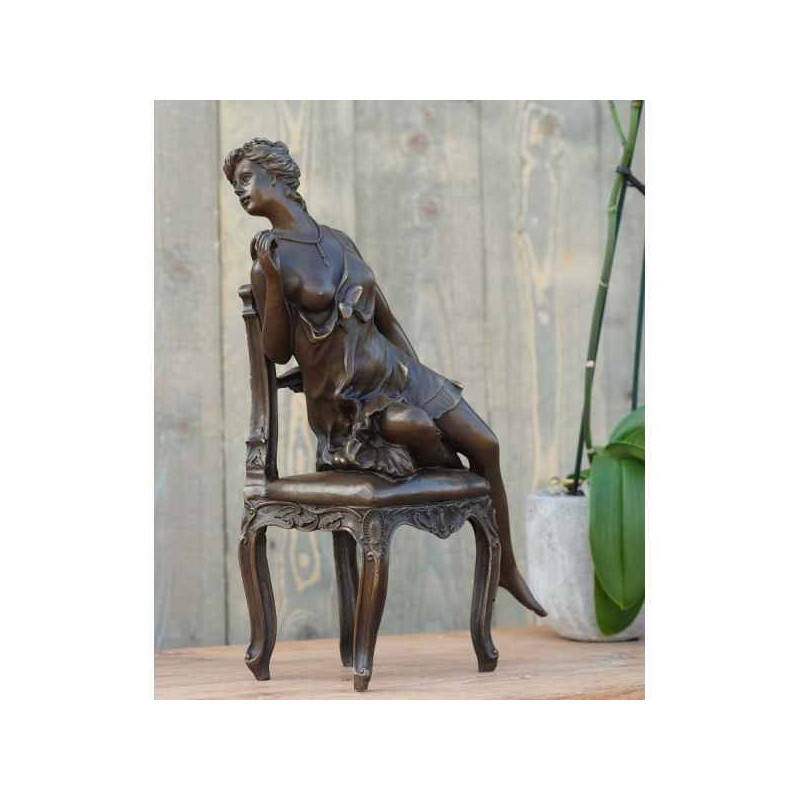 Décoration Statuette bronze personnage Femme assise sur chaise bronze -AN1221BR-B