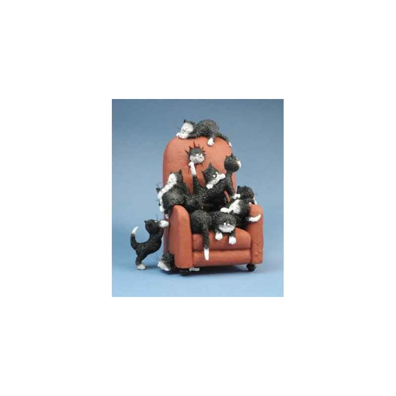Animaux-Bois-Animaux-Bronzes.com propose Chat garde-moi une place Dubout -DUB68