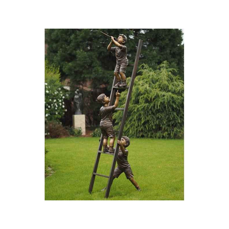 Décoration Statuette bronze personnage 3 garçons sur échelle bronze -B1133