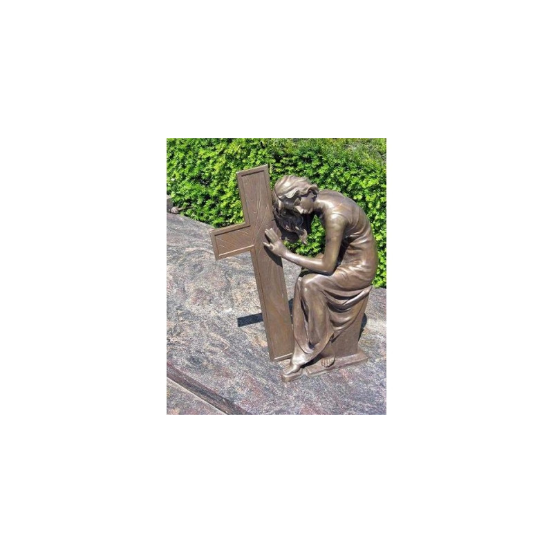 Décoration Statuette bronze personnage Dame assise à croix bronze -AN1270BRW-B
