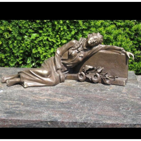 Décoration Statuette bronze personnage Dame couchant sur tombe bronze -AN1267BRW-B