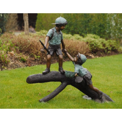 Décoration Statuette bronze personnage 2 garçons pêchant sur branche bronze -B57205