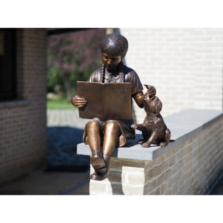 Statue bronze fille avec chien -B810-1